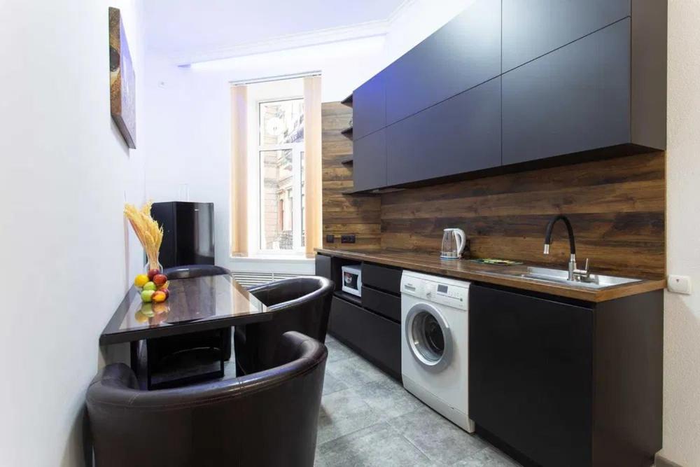 Sumska Apartment Lux Kharkiv Extérieur photo